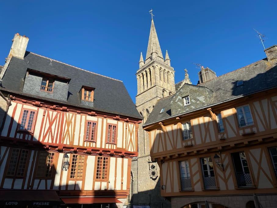 Appartement En Plein Coeur De ヴァンヌ エクステリア 写真